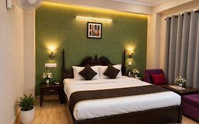Hotel Aachman Regency With Rooftop Terrace